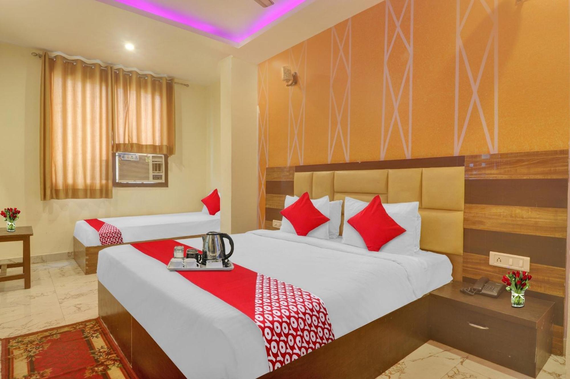 Hotel O Prince Home Stay Near Ambience Mall New Delhi Exterior photo