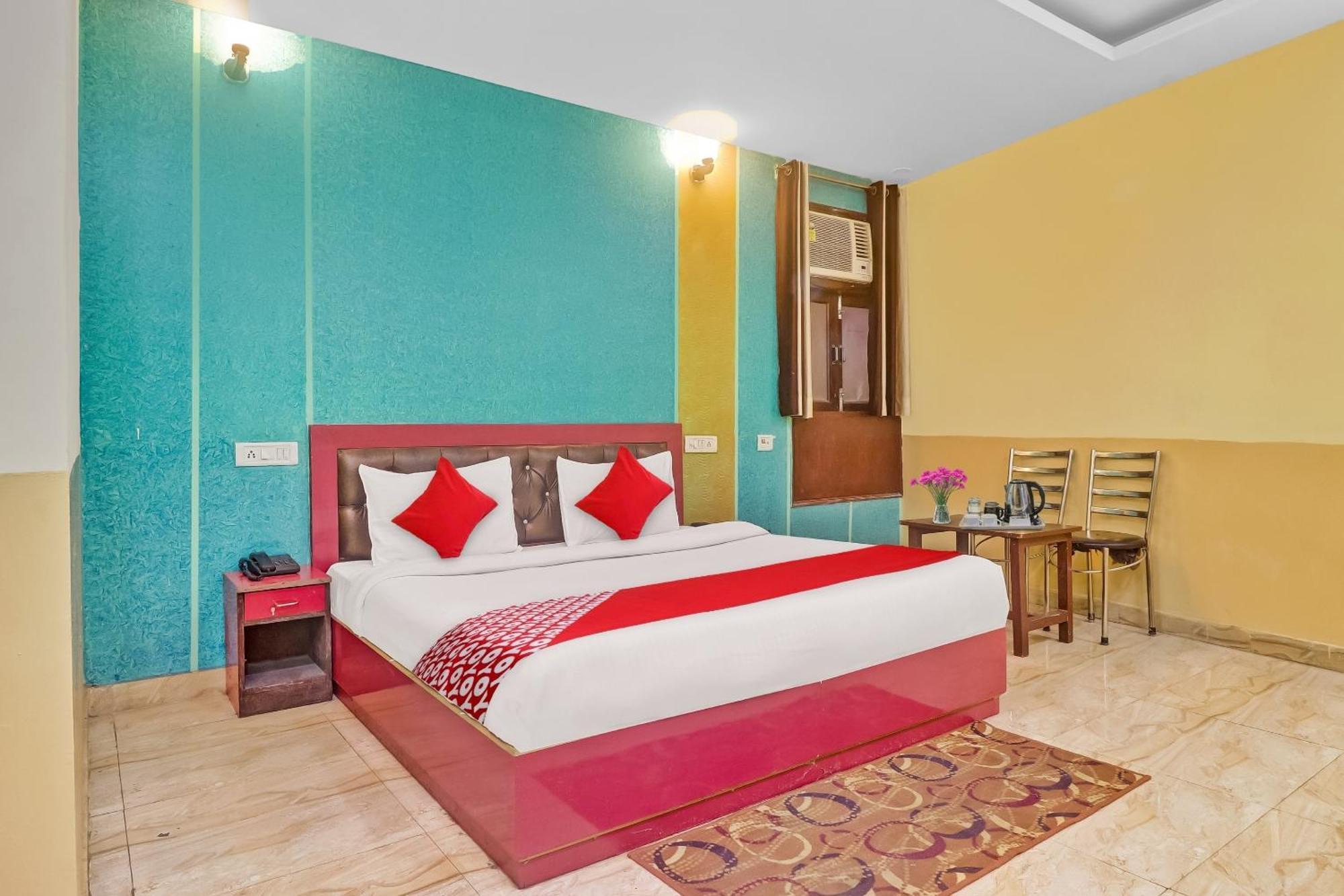 Hotel O Prince Home Stay Near Ambience Mall New Delhi Exterior photo